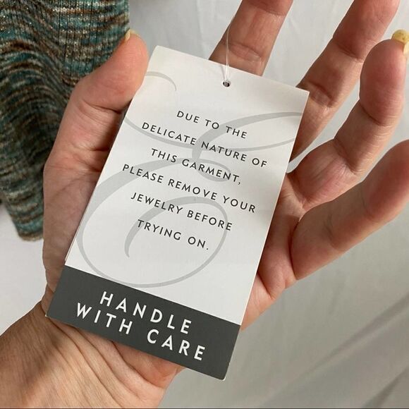 Emma E James Metallic Multi Color Knitted Winged Sleeve Sweater Size Small - Picture 8 of 10